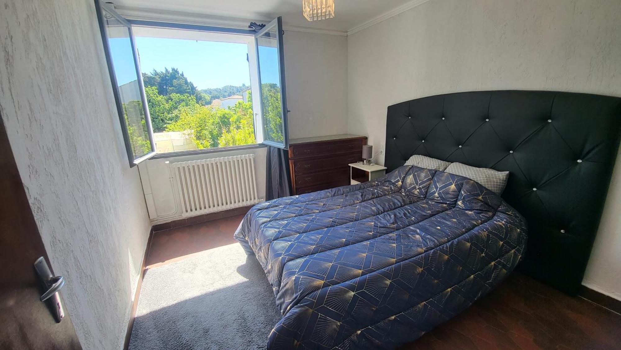 Bel Appartement Vinassan Exterior photo